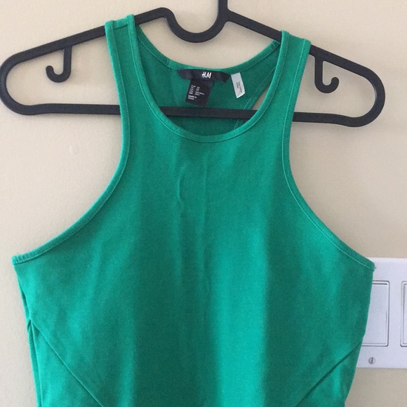 H&M - Beautiful Green dress - Picture 3 of 5